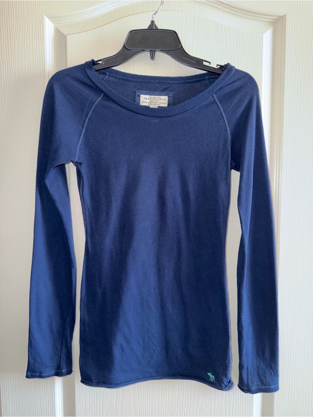 Abercrombie & Fitch Navy Blue Long Sleeve Tee